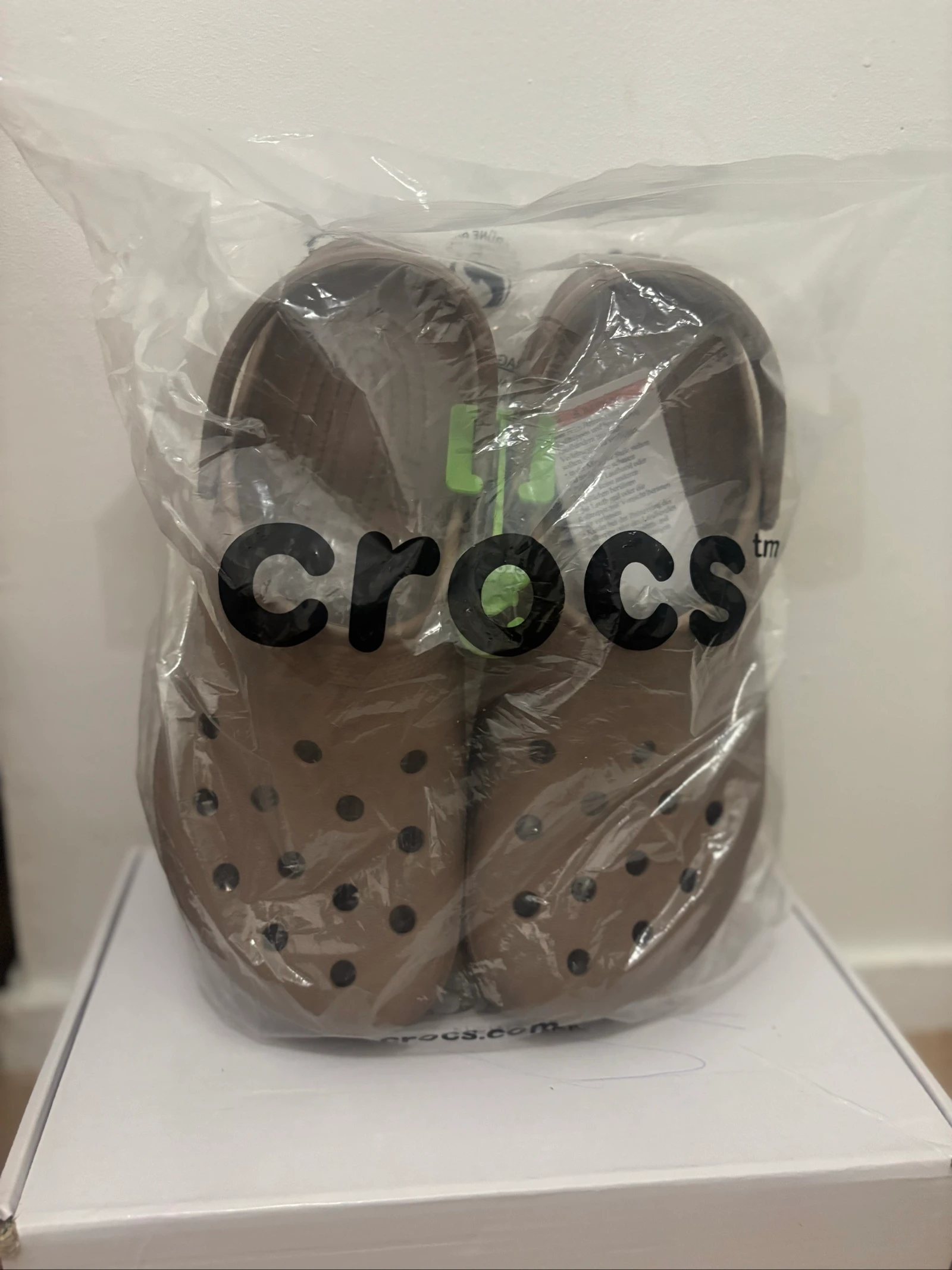 Brown Crocs – photo 4